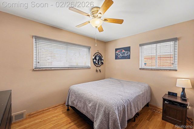 9001 Denne Street, Livonia, MI 48150