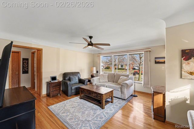 9001 Denne Street, Livonia, MI 48150