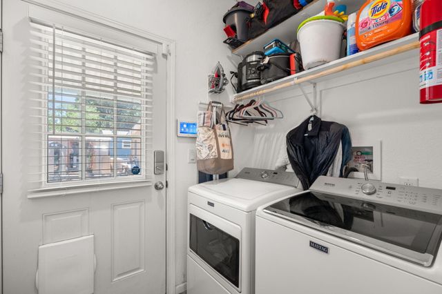 612 TRADING POST Trail SE, Albuquerque, NM 87123