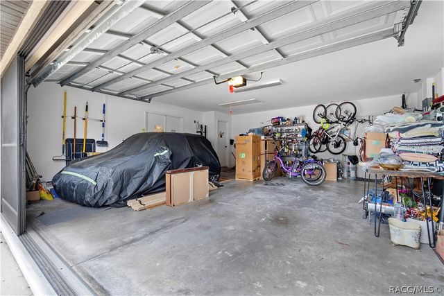 42 Pine Drive, Homosassa, FL 34446