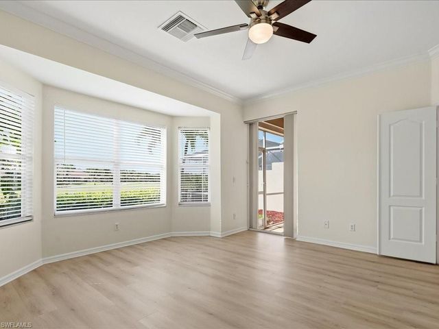 1817 Avian CT A76, Naples, FL 34119