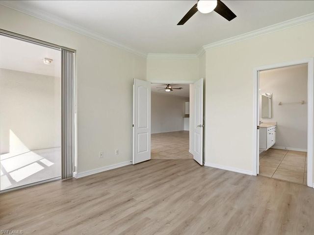 1817 Avian CT A76, Naples, FL 34119