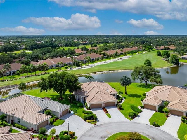 1817 Avian CT A76, Naples, FL 34119