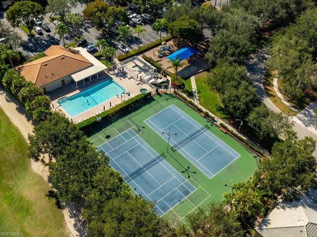 1817 Avian CT A76, Naples, FL 34119