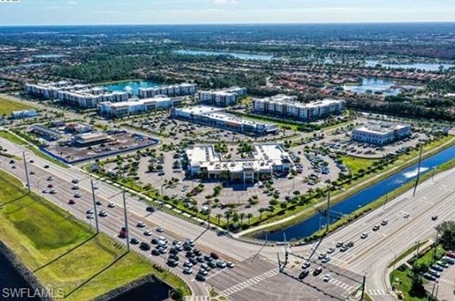 1817 Avian CT A76, Naples, FL 34119