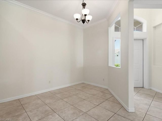1817 Avian CT A76, Naples, FL 34119