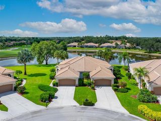 1817 Avian CT A76, Naples, FL 34119