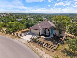 10807 Lake Park DR, Dripping Springs, TX 78620