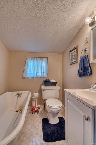 2740 W Franklin Street, Evansville, IN 47712