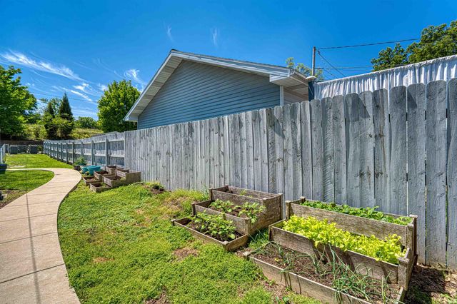 2740 W Franklin Street, Evansville, IN 47712
