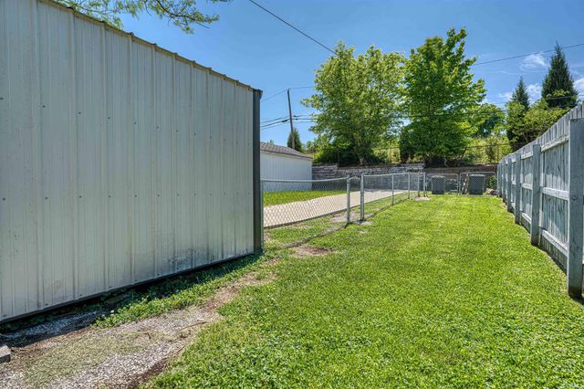 2740 W Franklin Street, Evansville, IN 47712