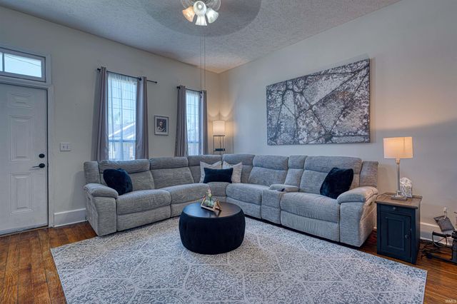2740 W Franklin Street, Evansville, IN 47712