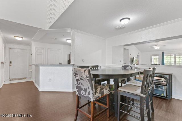 7800 POINT MEADOWS Drive, 1035, Jacksonville, FL 32256