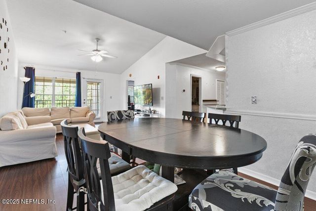 7800 POINT MEADOWS Drive, 1035, Jacksonville, FL 32256