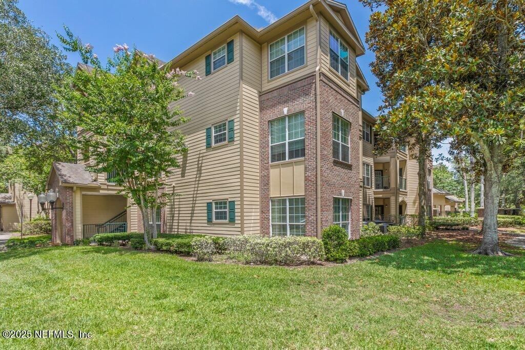 7800 POINT MEADOWS Drive, 1035, Jacksonville, FL 32256