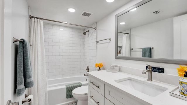 955 Dotterel Road 2103, Delray Beach, FL 33444