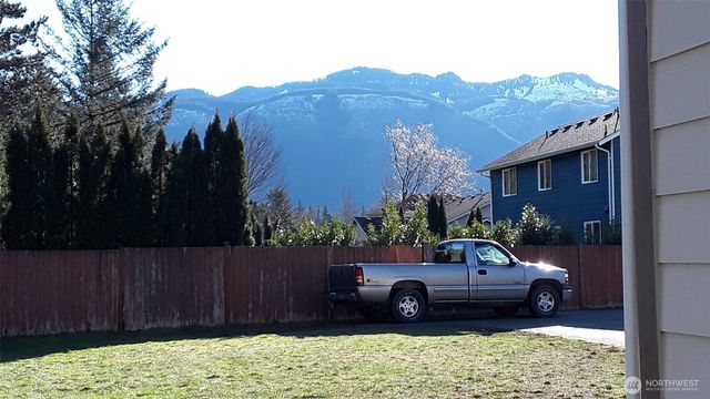 511 Stickney Mountain Place, Gold Bar, WA 98251