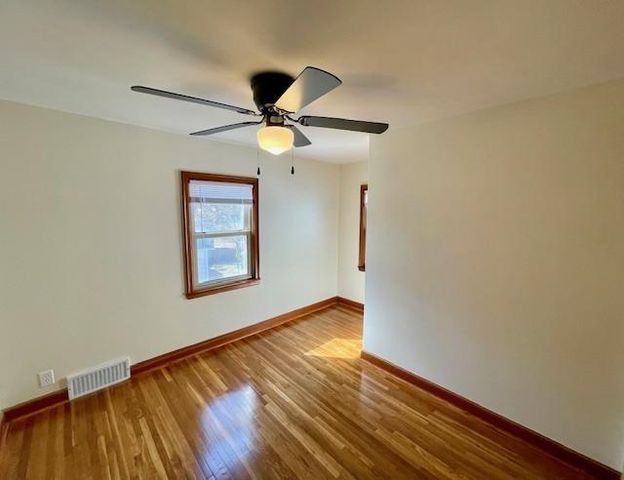 1107 10th Street NW, Austin, MN 55912