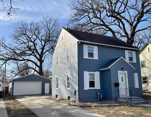 1107 10th Street NW, Austin, MN 55912