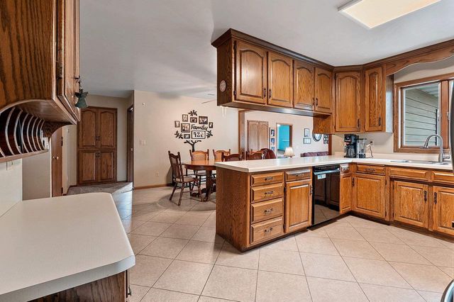 1814 BRIQUELET STREET, Green Bay, WI 54304