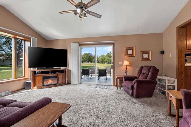 1814 BRIQUELET STREET, Green Bay, WI 54304