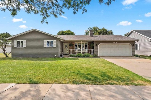1814 BRIQUELET STREET, Green Bay, WI 54304