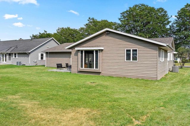 1814 BRIQUELET STREET, Green Bay, WI 54304