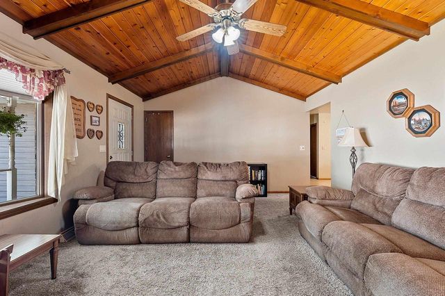 1814 BRIQUELET STREET, Green Bay, WI 54304