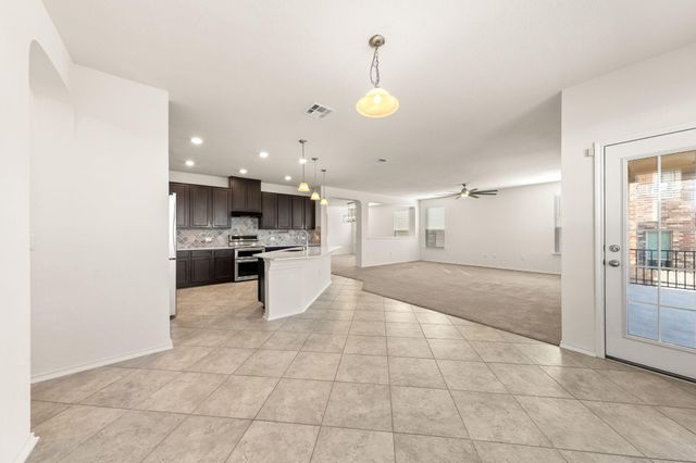 7820 Springfield DR, Austin, TX 78744