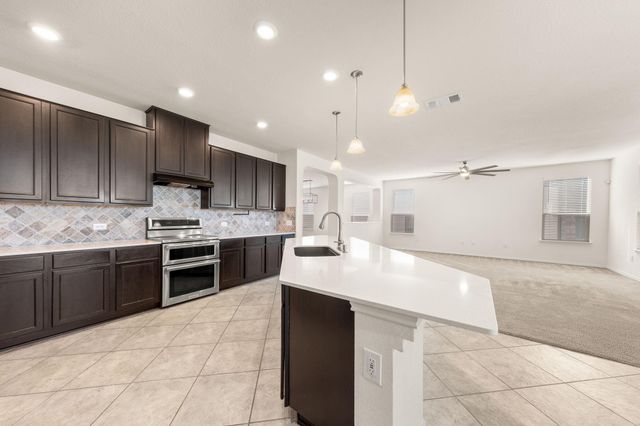 7820 Springfield DR, Austin, TX 78744