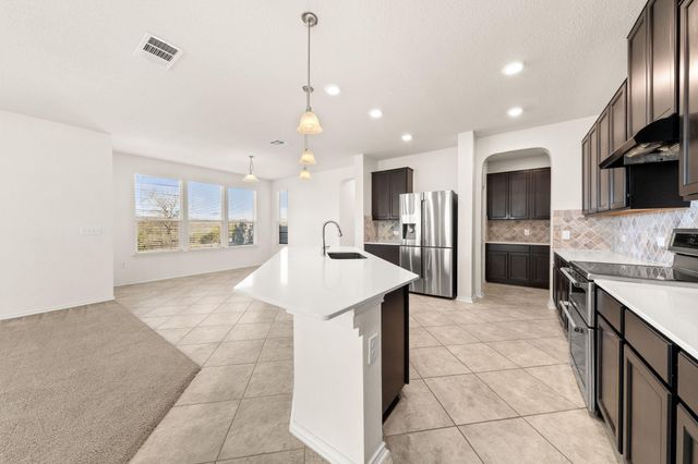 7820 Springfield DR, Austin, TX 78744