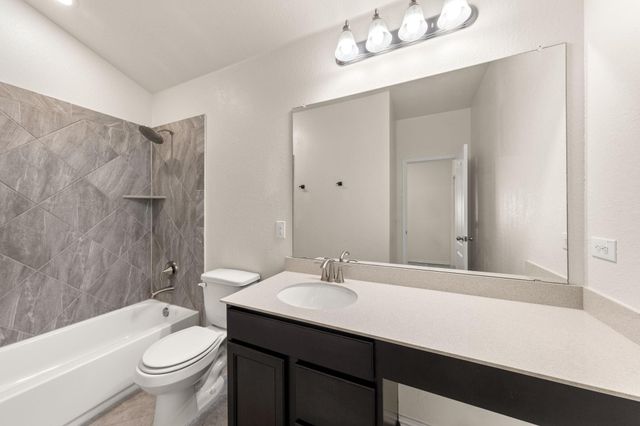 7820 Springfield DR, Austin, TX 78744