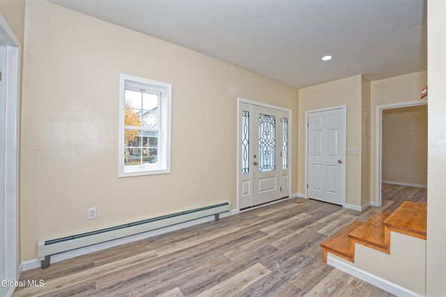 2 Cemetery Street, Fonda, NY 12068