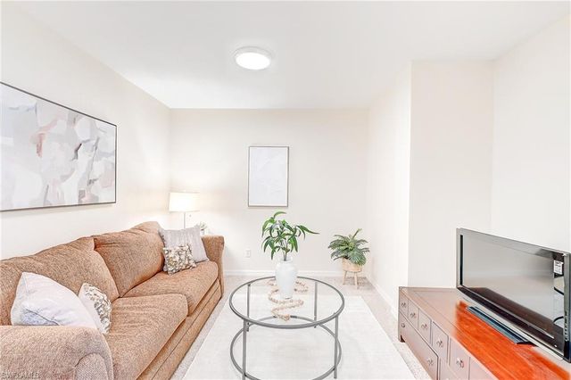 9517 Brookville CT, Fort Myers, FL 33967