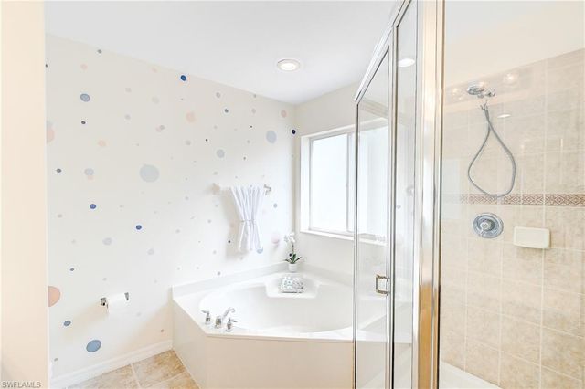 9517 Brookville CT, Fort Myers, FL 33967