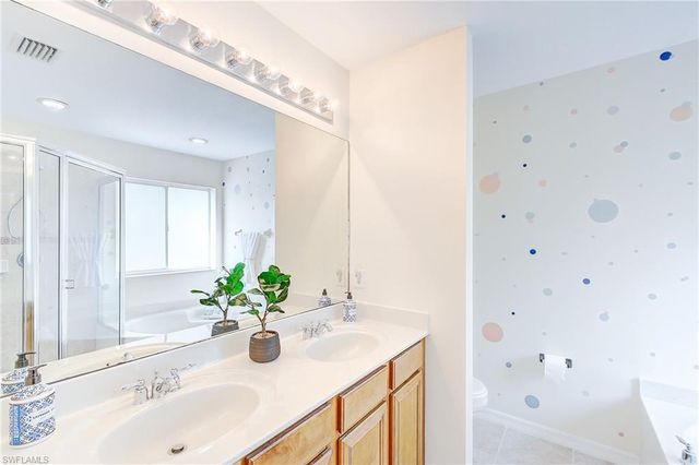 9517 Brookville CT, Fort Myers, FL 33967