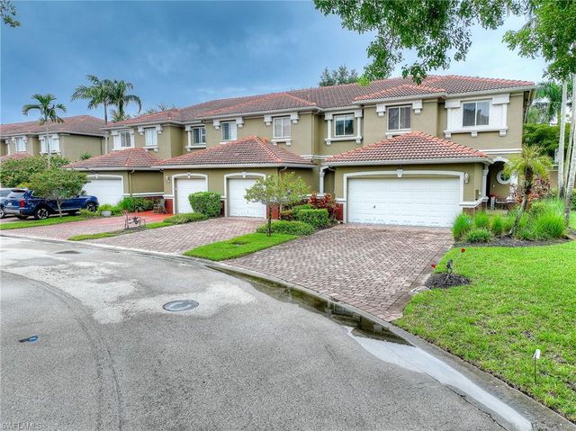 9517 Brookville CT, Fort Myers, FL 33967