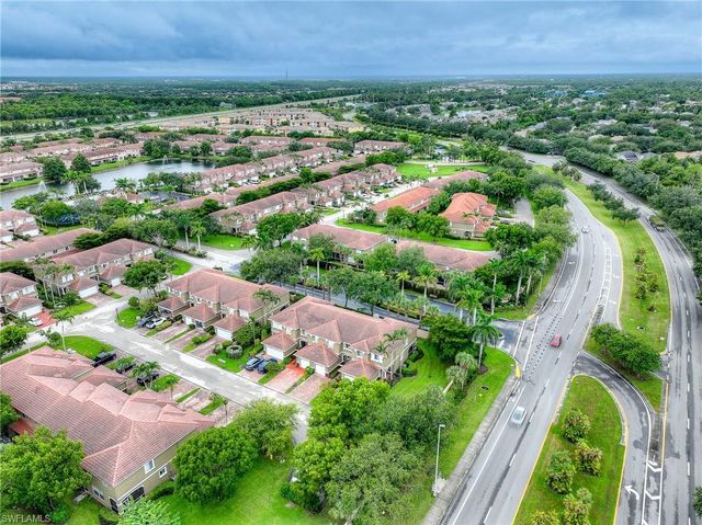 9517 Brookville CT, Fort Myers, FL 33967