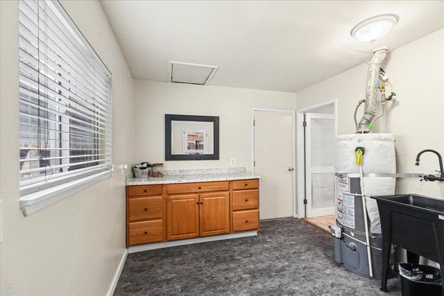 1251 David Dr, Oakdale, CA 95361