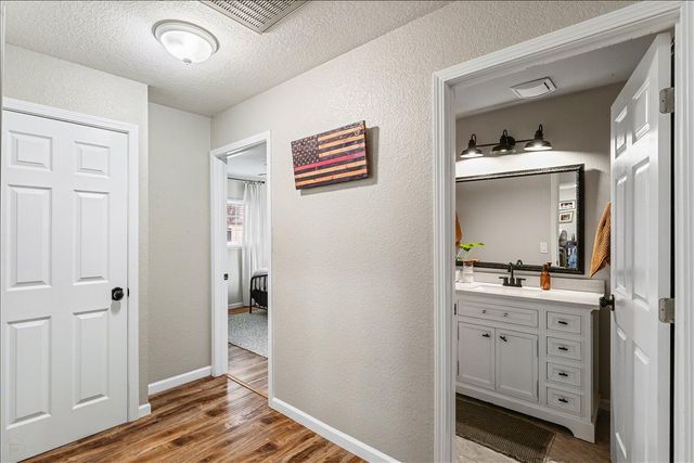 1251 David Dr, Oakdale, CA 95361