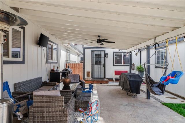 1251 David Dr, Oakdale, CA 95361