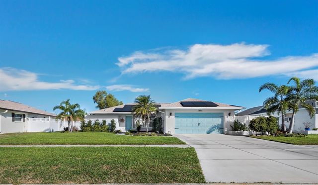 1856 WOODHAVEN CIRCLE, Sarasota, FL 34232