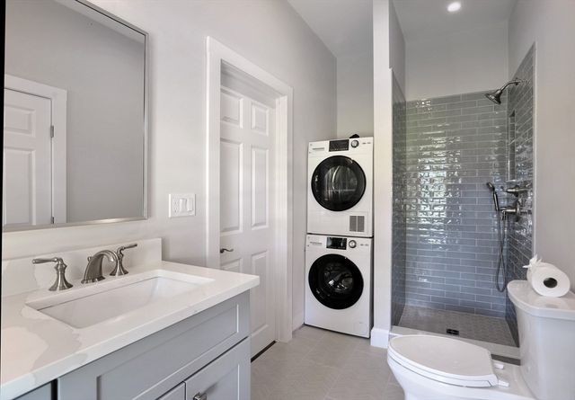 100 Old Oaken Bucket Rd., Norwell, MA 02061