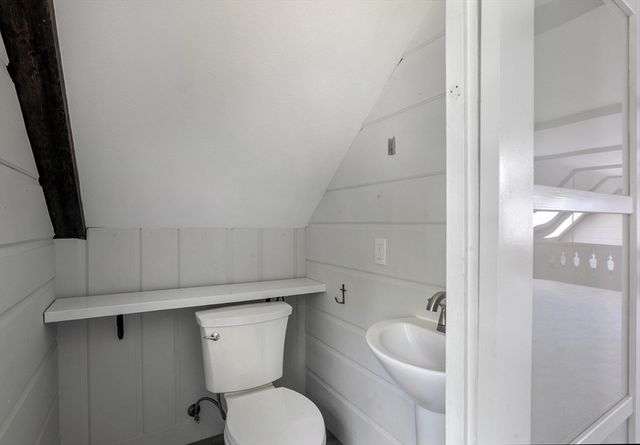 100 Old Oaken Bucket Rd., Norwell, MA 02061