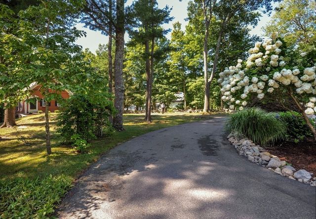 100 Old Oaken Bucket Rd., Norwell, MA 02061