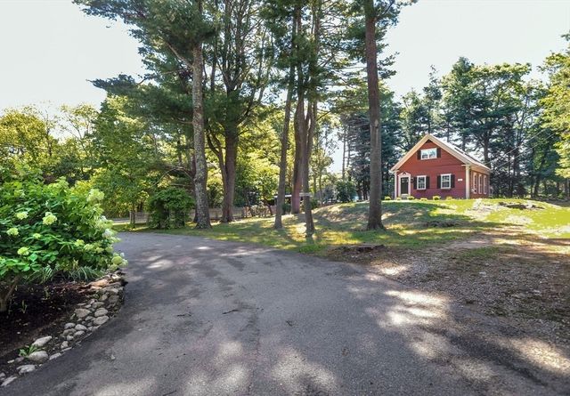 100 Old Oaken Bucket Rd., Norwell, MA 02061
