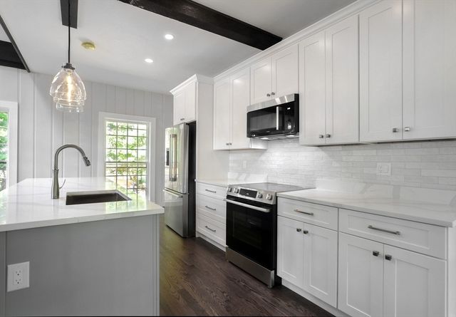 100 Old Oaken Bucket Rd., Norwell, MA 02061