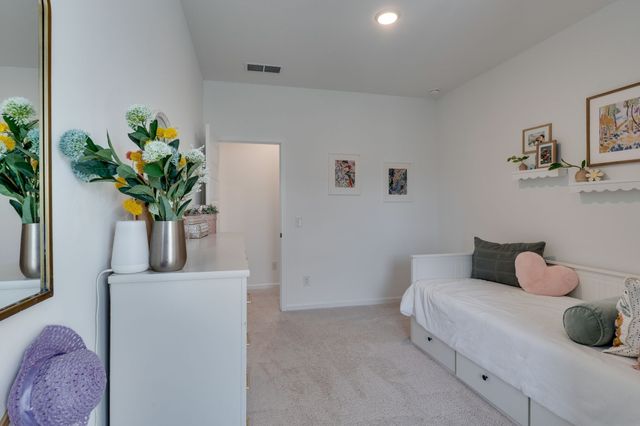 1113 Linn Cove Ct, Gallatin, TN 37066