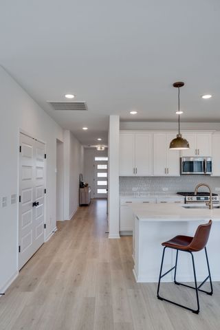 1113 Linn Cove Ct, Gallatin, TN 37066