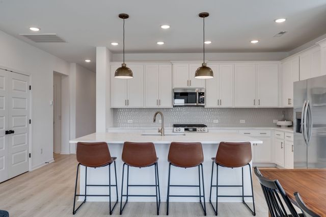 1113 Linn Cove Ct, Gallatin, TN 37066